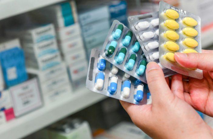 Ap&oacute;s suspens&atilde;o, governo autoriza reajuste de at&eacute; 5,2% nos pre&ccedil;os dos  medicamentos - Neg&oacute;cios - Di&aacute;rio do Nordeste