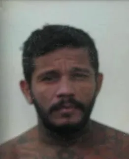 Francisco Tiago de Sousa, 34, estava capinando quando fugiu do presídio.