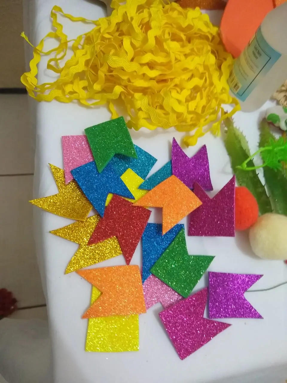 Aprenda a fazer enfeite junino para crianças aproveitarem a festa em casa 3