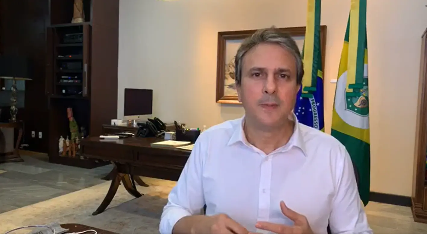 Captura de tela de transmissão ao vivo do governador do Estado do Ceará Camilo Santana