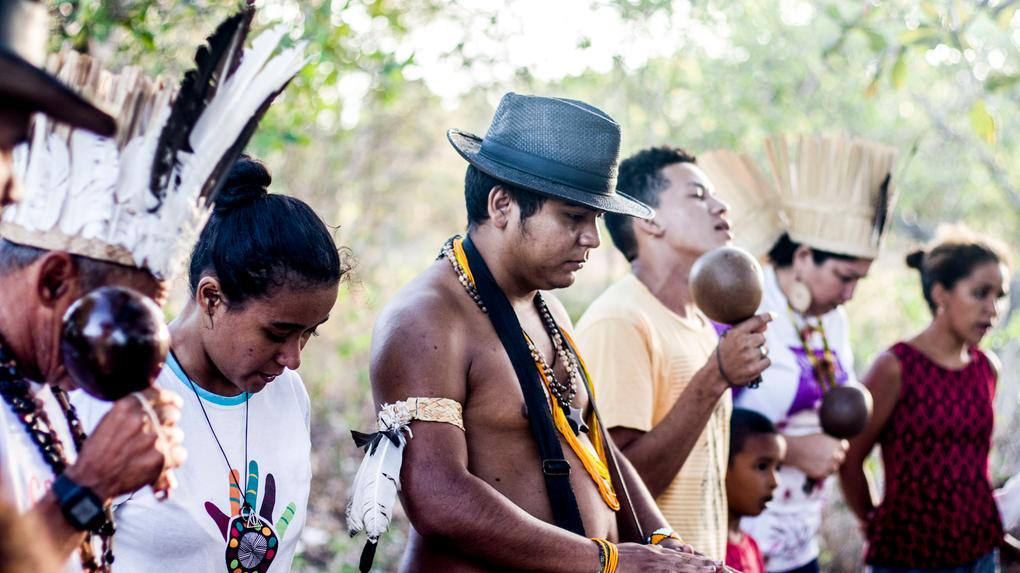 Com mais de 450 casos confirmados, as comunidades indígenas seguem com sinal de alerta ligado e enfrentam problemas estruturais.