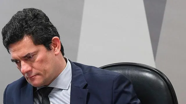 Sérgio Moro decidiu deixar o Ministério da Justiça, após Bolsonaro exonerar Maurício Valeixo do comando da PF