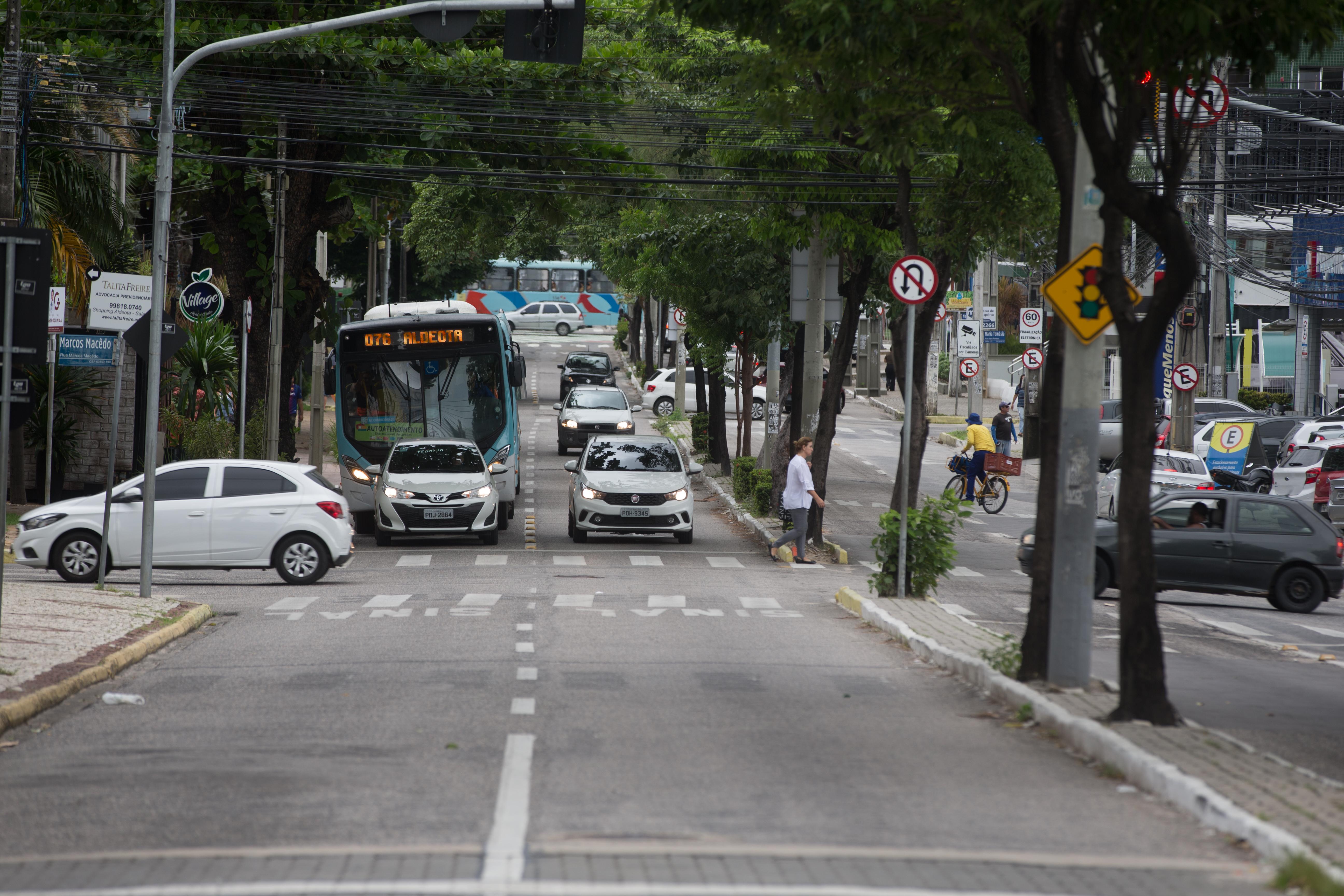 Esta é uma imagem da avenida Desembargador Moreira