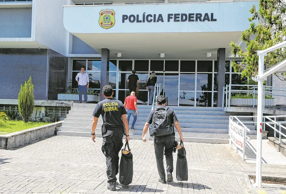 32ª Vara Criminal da Justiça Federal proferiu sentença para punir os envolvidos em um esquema criminoso que causou um rombo milionário aos cofres da Caixa Econômica Federal
