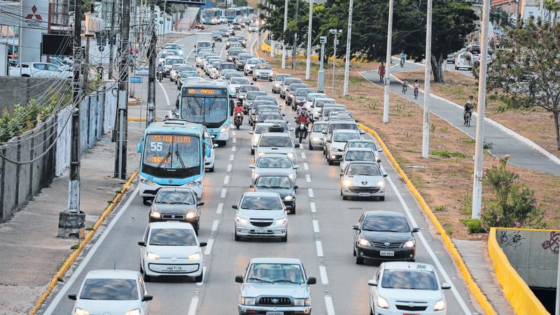 O preços dos veículos está caindo - faz sentido trocar de carro agora?