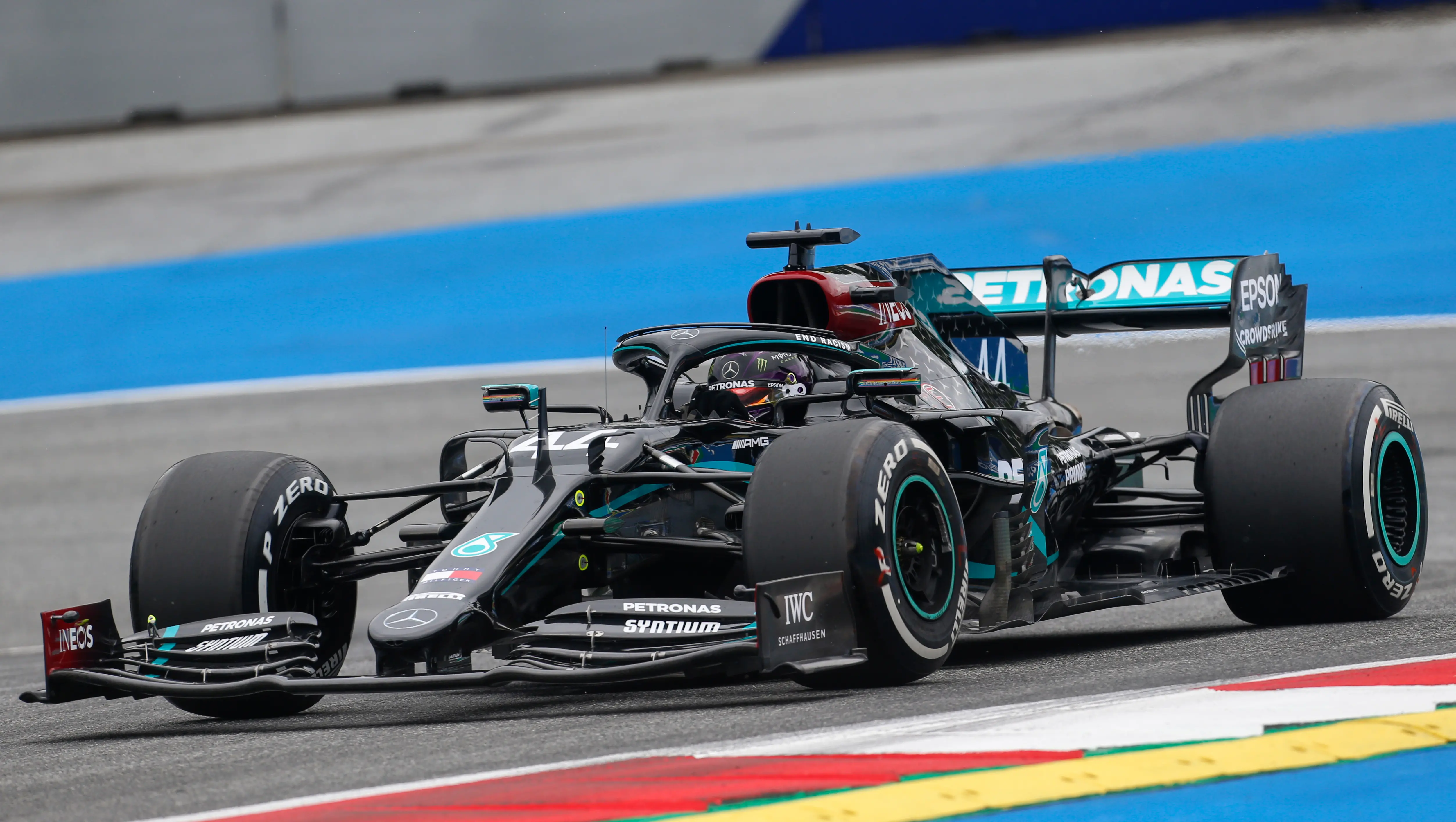 Foto de Lewis Hamilton, piloto da Mercedes