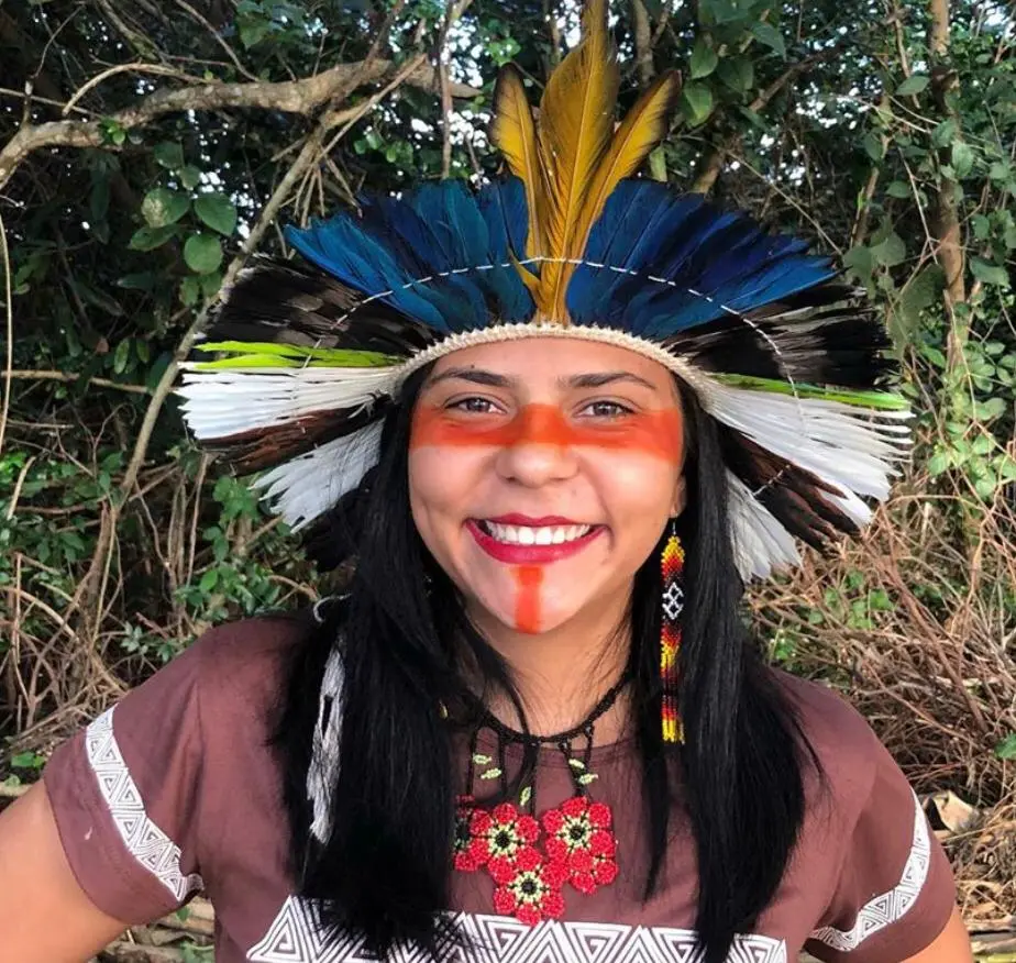 Ao finalizar os estudos de graduação, a estudante retornou para sua comunidade a fim de compartilhar os conhecimentos com os outros integrantes do povo Anacé