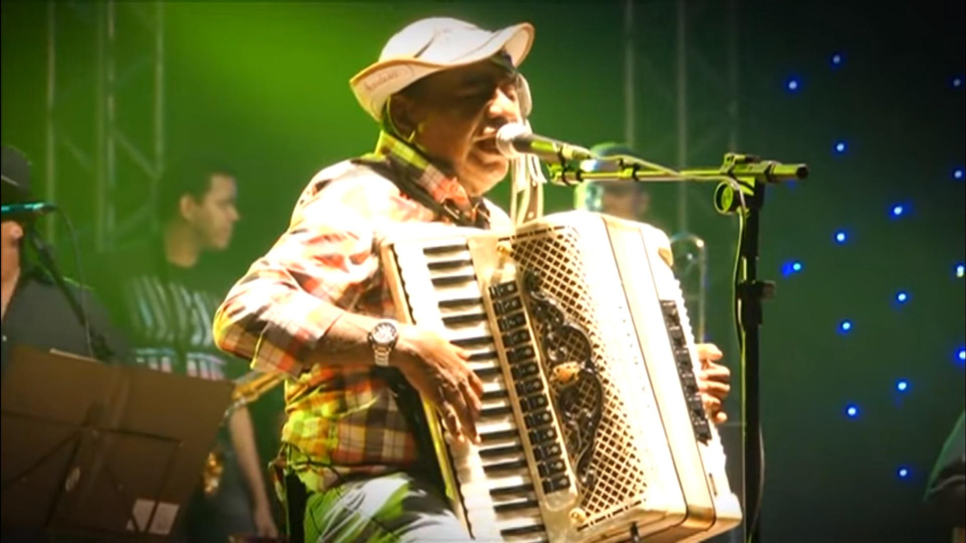 Pinto do Acordeon, músico paraibano, morre com câncer aos 70 anos - Verso -  Diário do Nordeste