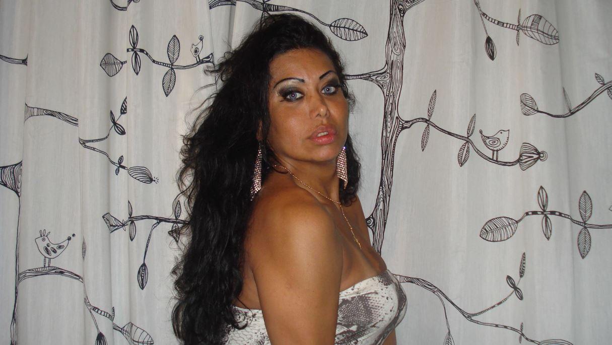 Manuela de Cássia foi encontrada após os vizinhos sentirem um forte cheiro de gás vazando no apartamento onde aconteceu o crime