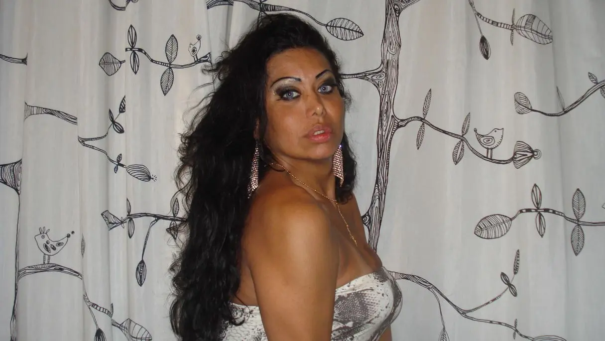 Manuela de Cássia foi encontrada após os vizinhos sentirem um forte cheiro de gás vazando no apartamento onde aconteceu o crime