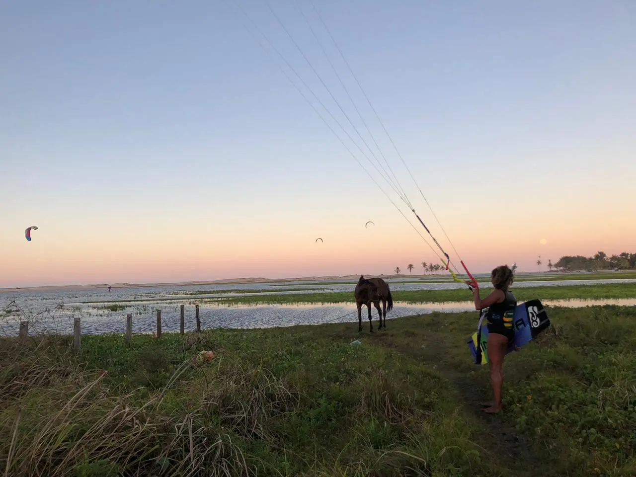 Imagem da notícia Documentário cearense sobre a Praia do Cumbuco concorre a prêmio internacional