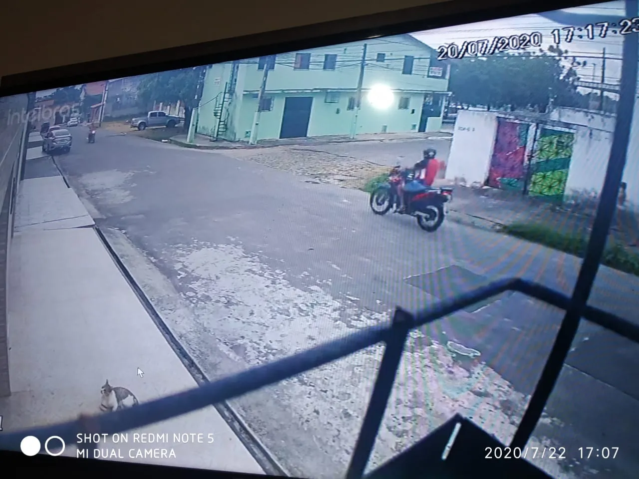 Motociclista tentou sequestrar criança de 10 anos no cruzamento entre a Rua B e a Rua F, no Bairro Itaperi