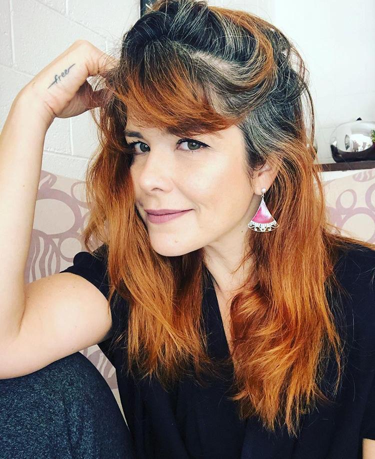 Samara Felippo fala sobre processo de aceitar o cabelo ...