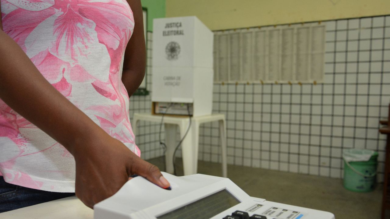 Para evitar o contágio por Covid-19, identificação biométrica não será cobrada no dia das eleições municipais de 2020.