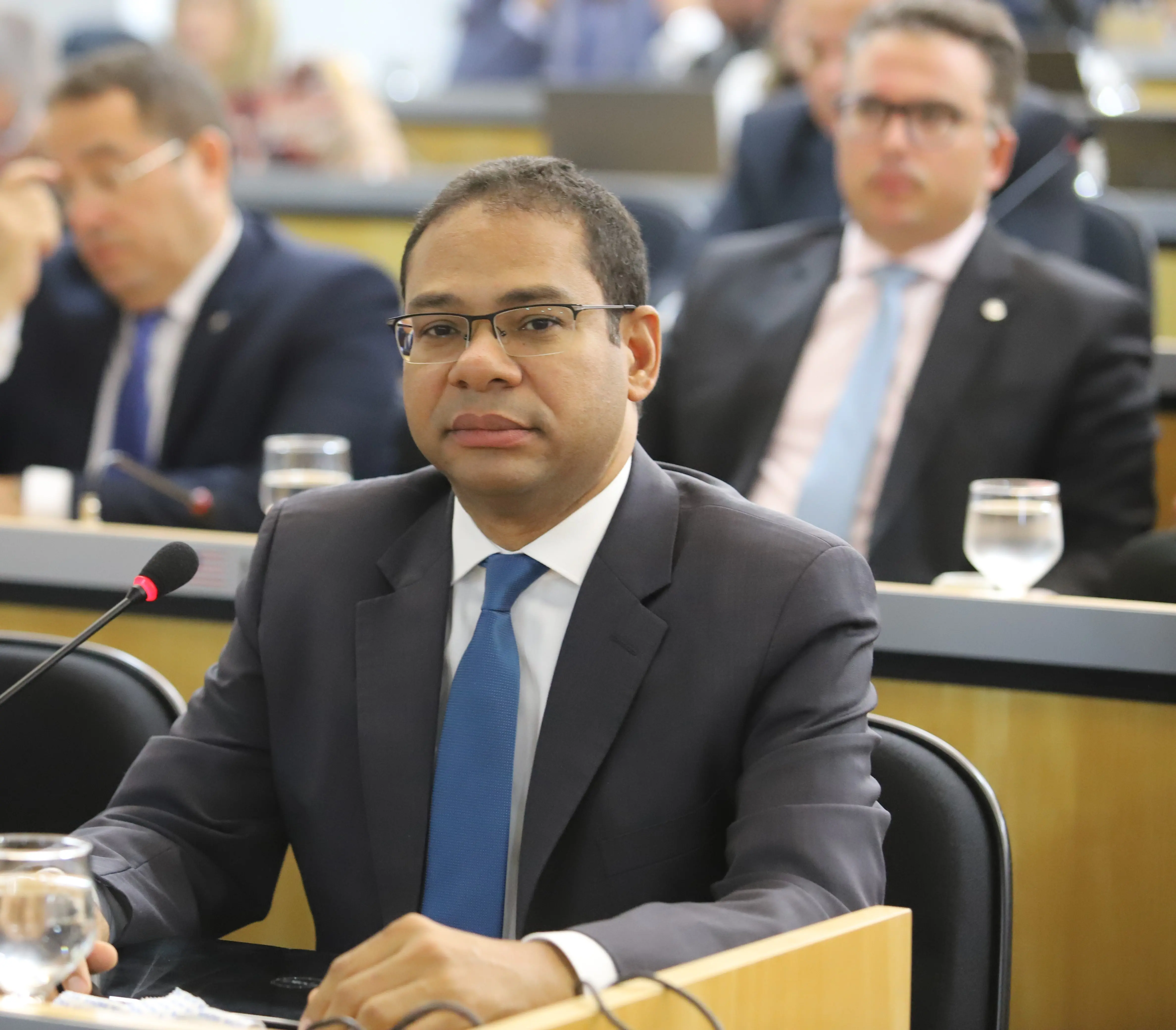 Autor da proposta que instituiu o prêmio, o conselheiro federal da OAB pela bancada do Ceará, André Costa, compreende a aprovação pelo Conselho Federal como “ato simbólico e representativo