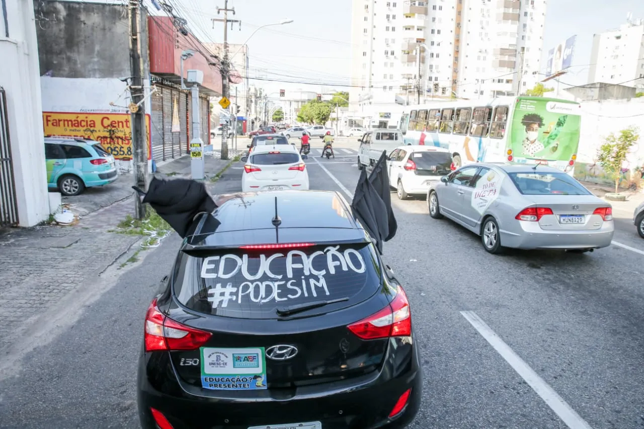 Carreata percorreu as principais avenidas de Fortaleza