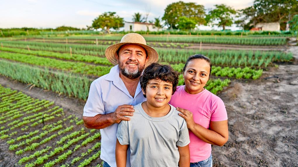 Fotografia de família de agricultores cearenses