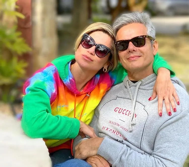Esta é uma imagem de Flávia Alessandra e Otaviano Costa