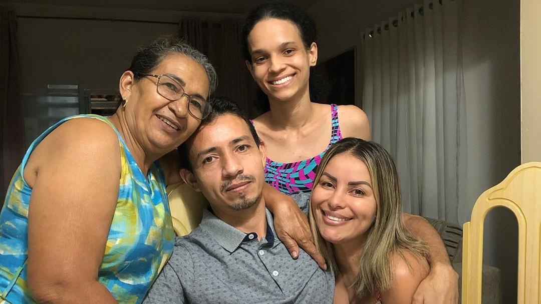 Irmão de Walkyria Santos retorna para casa depois de 25 ...