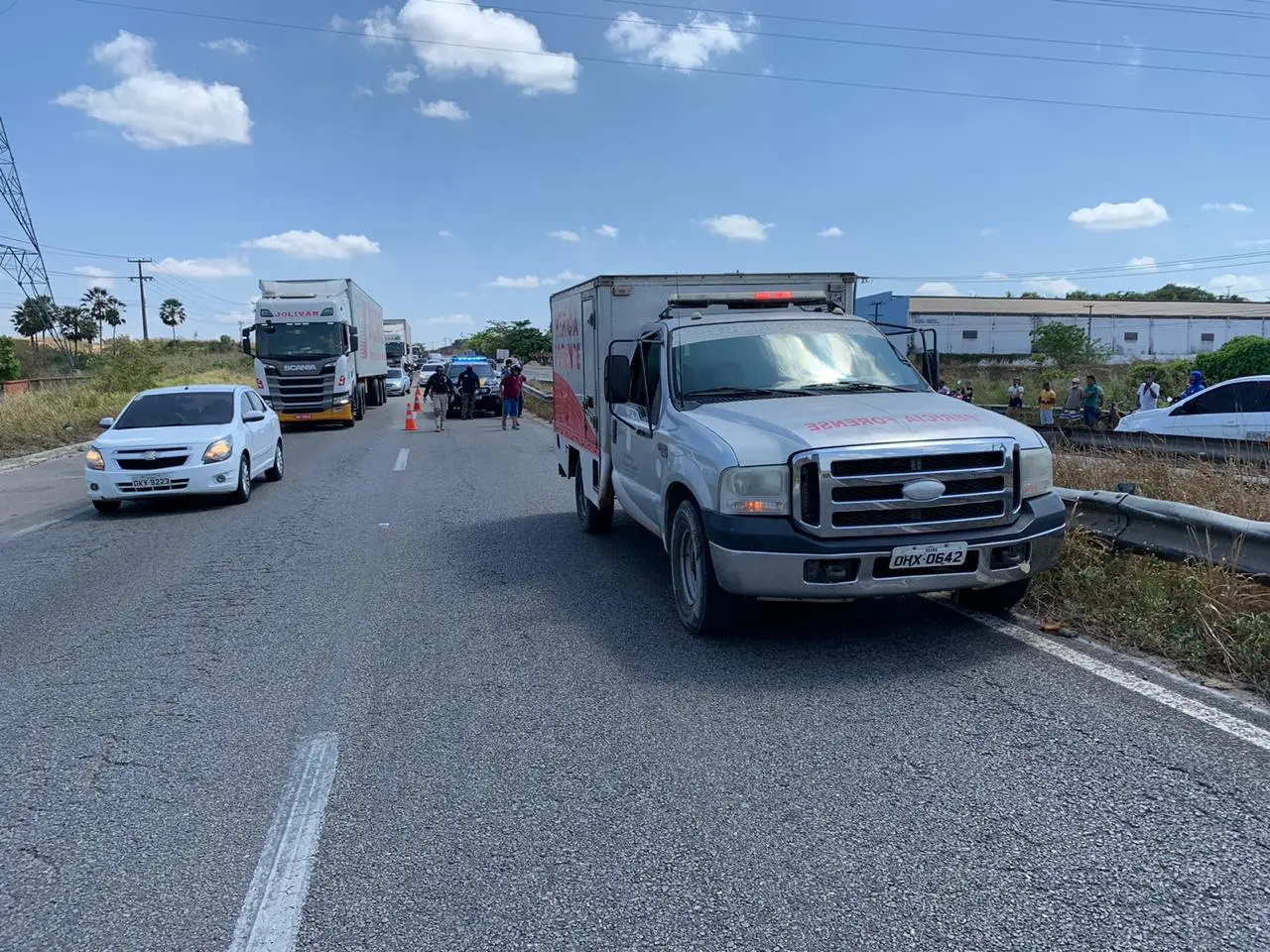 Esta é uma imagem de um acidente de moto na BR 116