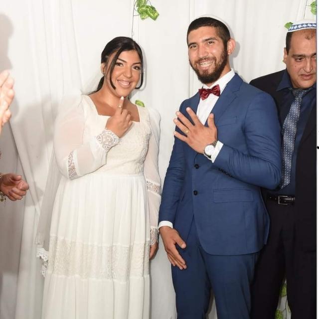 Foto mostra casamento de cearense e israelita