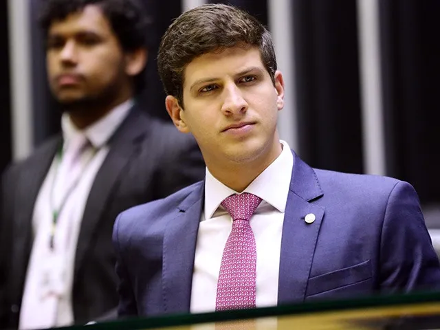 João Campos (PSB) é o candidato da situação no Recife e tem apoio do governador de Pernambuco
