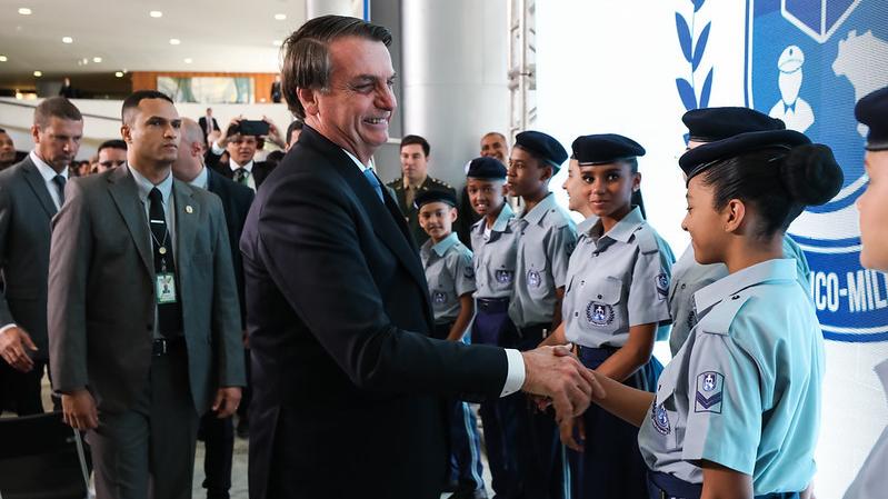 Escola Cívico-militares