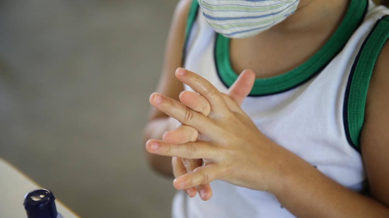 Protocolo de retomada das atividades escolares divulgado pelo Governo do Ceará reúne orientações tanto para as escolas quanto para professores, pais e alunos.