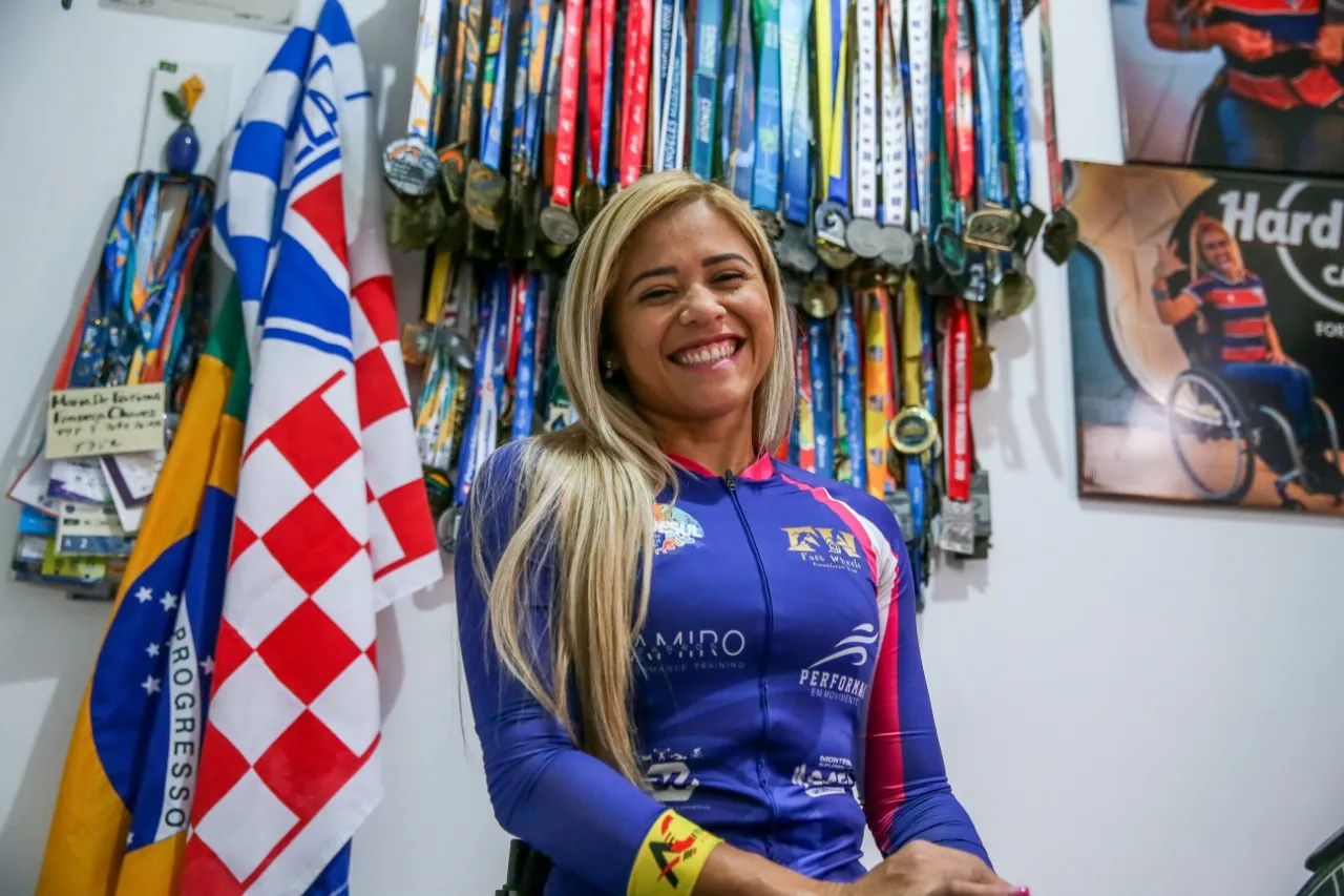 Campeã: a atleta Fah Fonseca leva o nome do Ceará para o mundo, numa trajetória de sucesso, dedicação e superação
