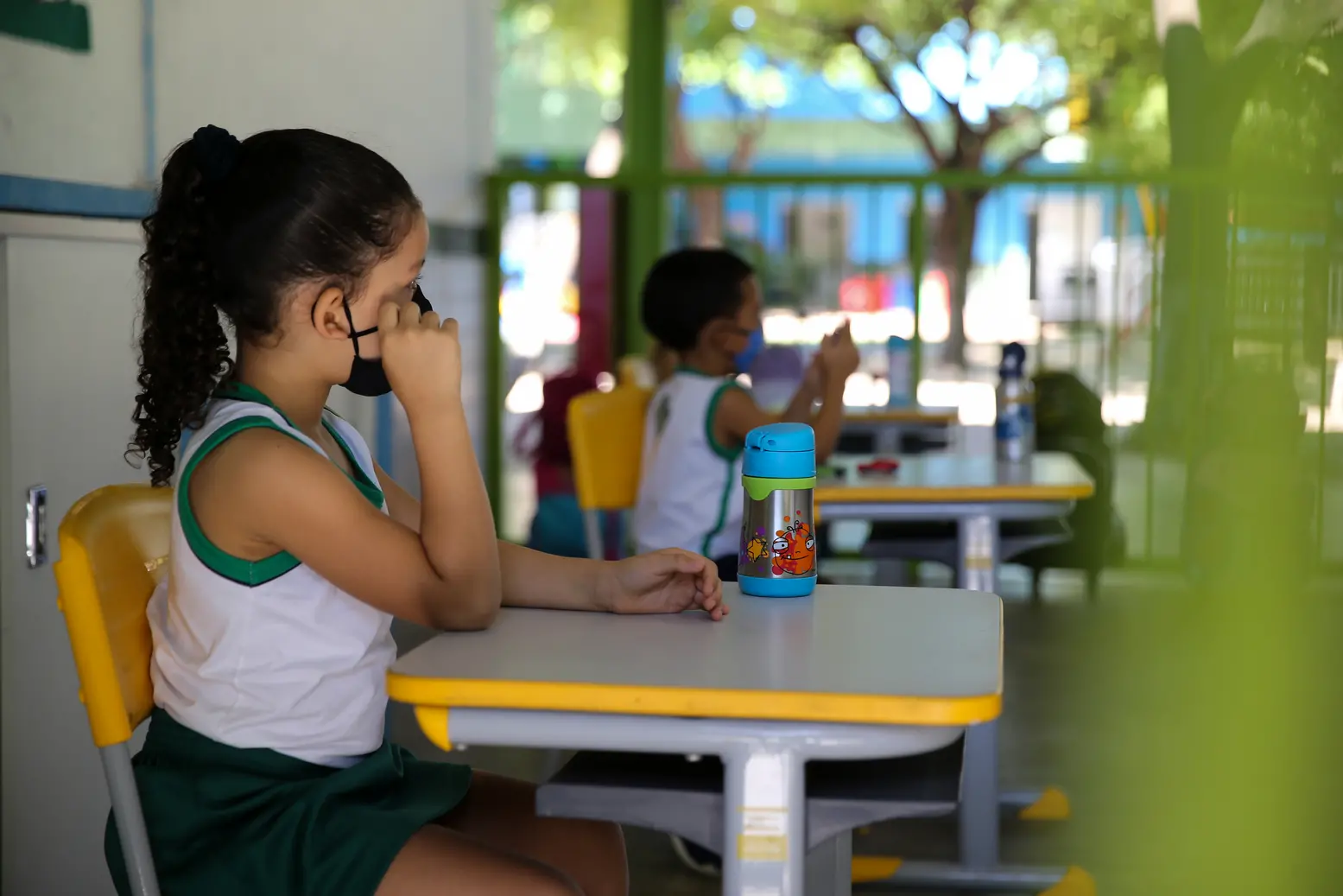 Governo do Ceará libera retorno de atividades presenciais a partir desta quinta-feira, 1º de outubro, a mais séries escolares.