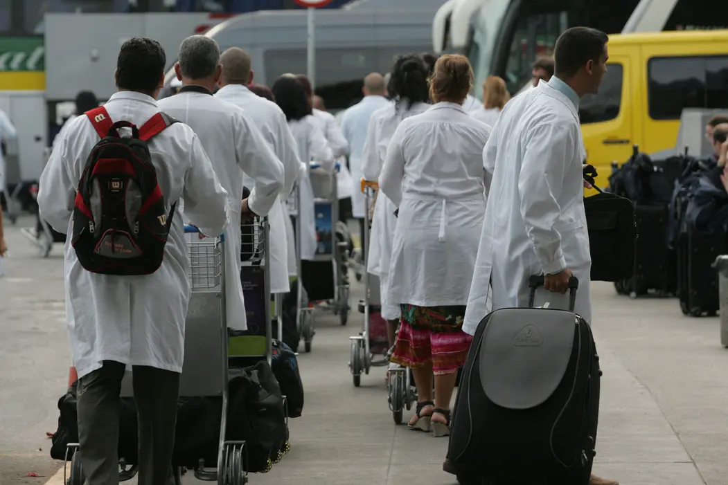 É a terceira chamada do ano para reintegração de médicos cubanos.