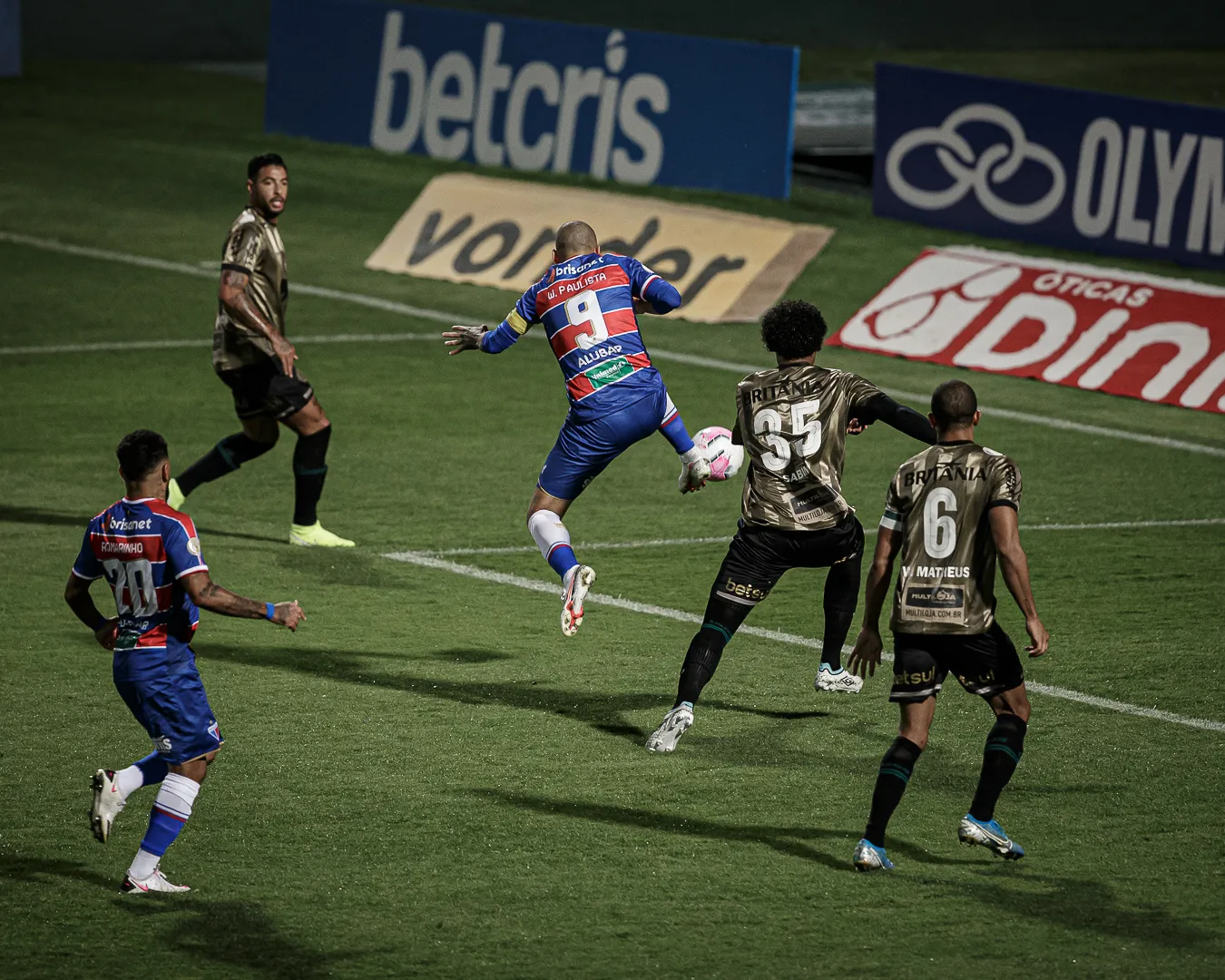 O próximo adversário do Fortaleza é o Coritiba. No 1º turno, as equipes empataram em 0 a 0