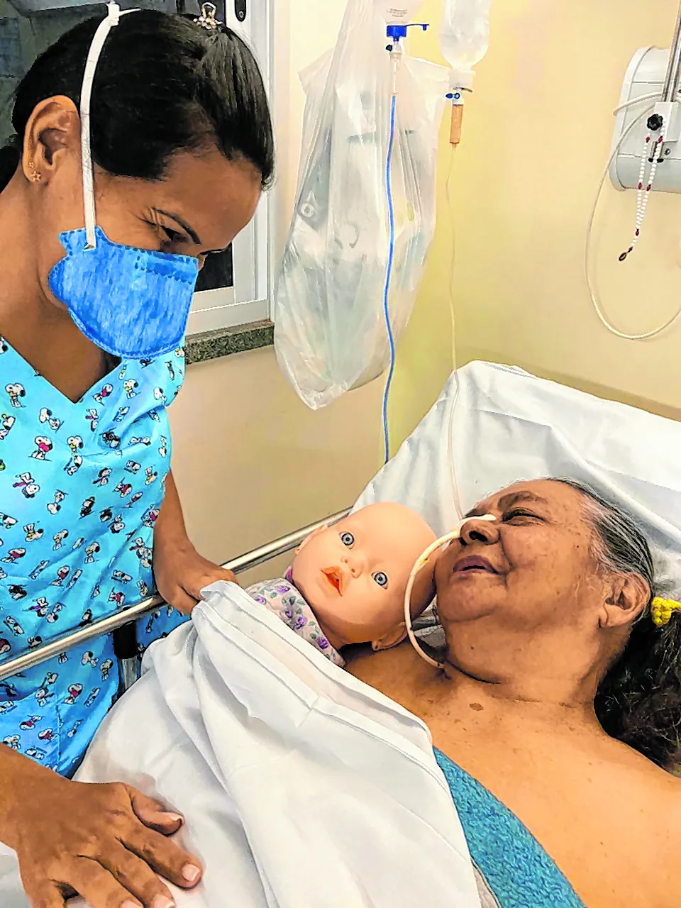 Dona Maria recebeu alta na última semana após 10 dias internada
