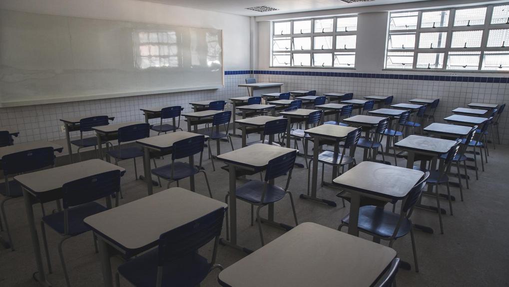 Na RMF, três escolas suspenderam as atividades após casos de Covid-19