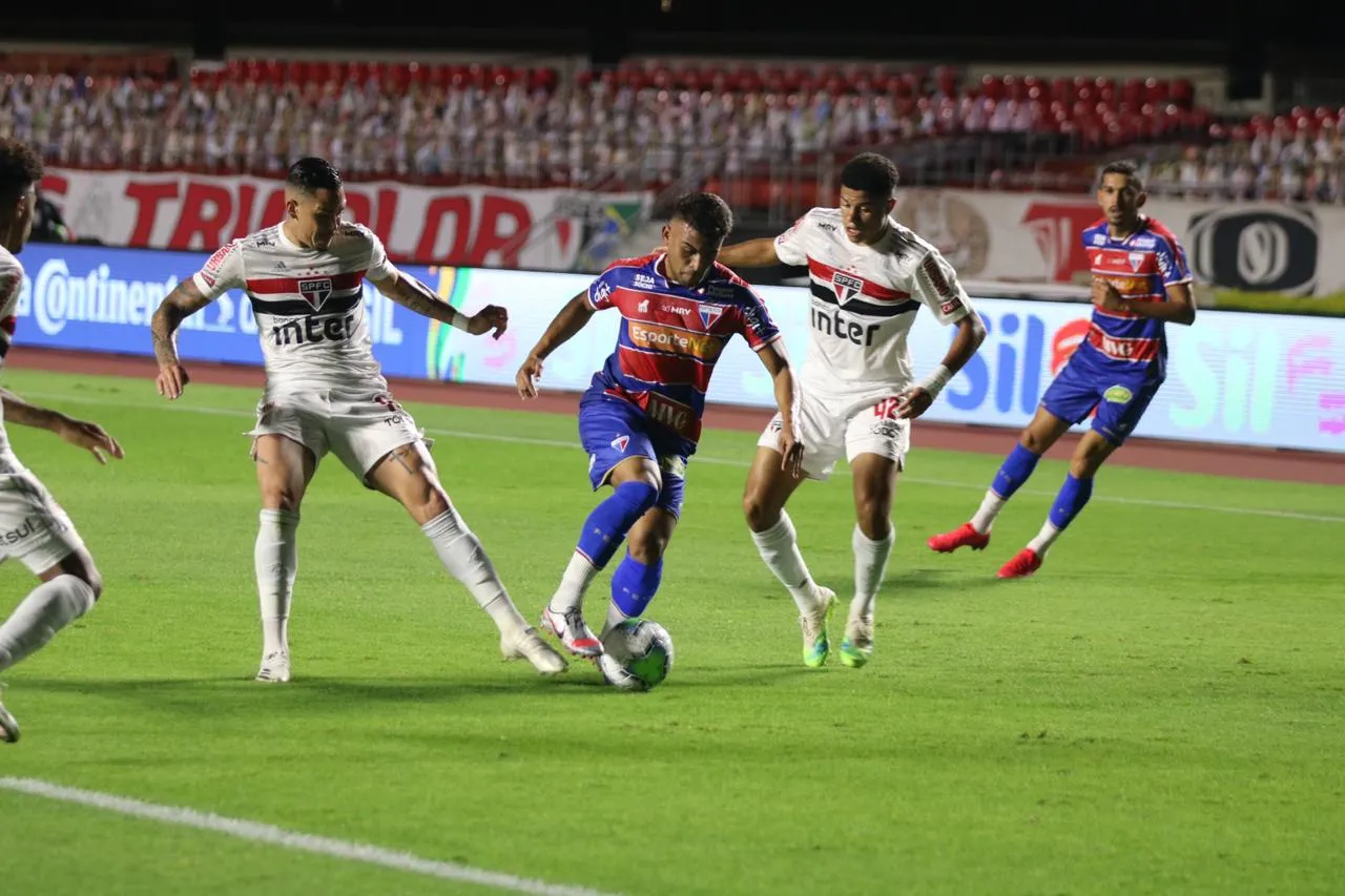 O Fortaleza lutou muito, empatou um jogo praticamente perdido, mas foi eliminado nos penaltis