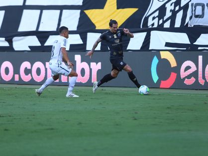 Vina teve a melhor chance de gol para o Ceará, mas desperdiçou