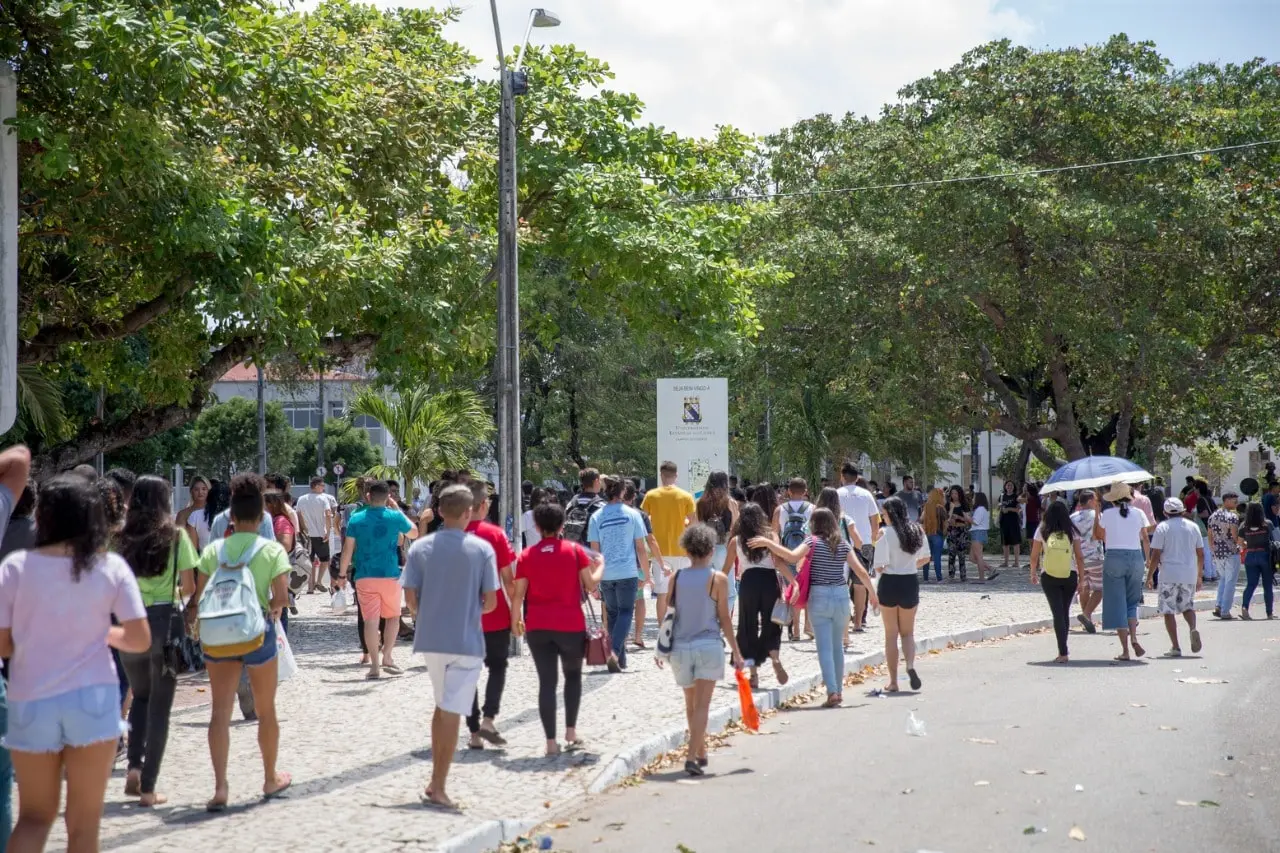 As provas impressas do Enem 2020 serão realizadas nos dias 17 e 24 de janeiro