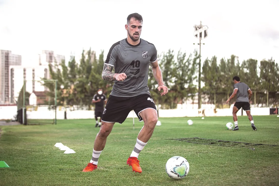 Felipe Vizeu deverá realizar a 2ª partida como titular na Série A