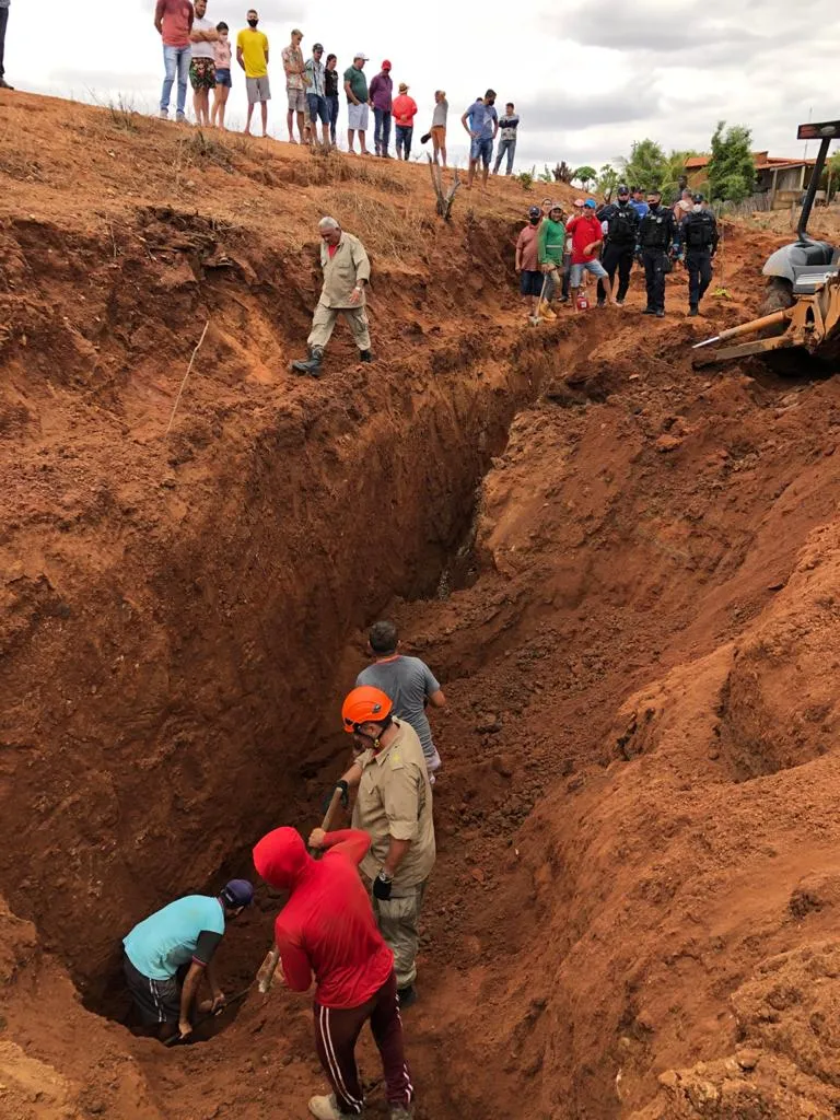 Agricultor morre soterrado em obra de açude no sítio Maracanã, zona rural de Icó
