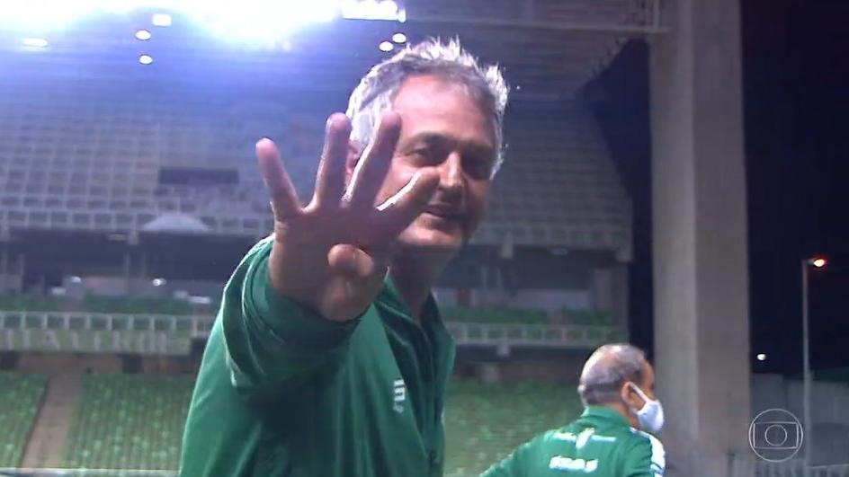 Lisca garante que provocação não atrapalha possível interesse do Corinthians