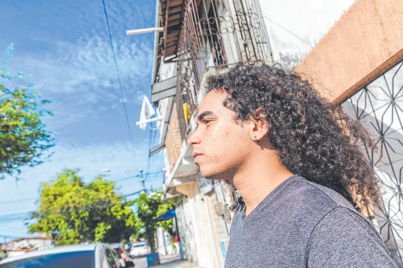 Caio Oliveira espera ver moradores da periferia ocupando cargos públicos, como aposta para políticas mais eficientes