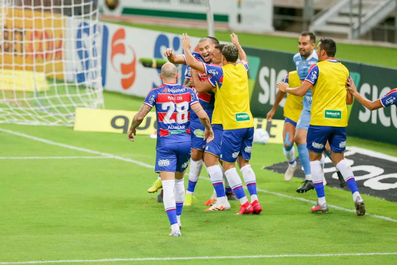 Wellington Paulista ganhou oportunidade no 2º tempo e marcou no primeiro toque na bola