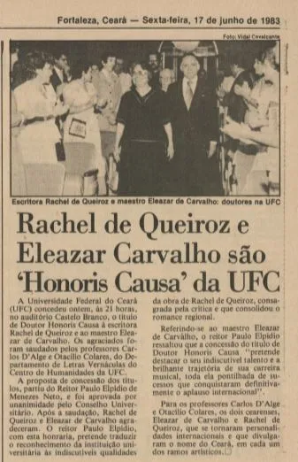 Notícia do Jornal Diário do Nordeste na ocasião da cerimônia de entrega do título de Doutor Honoris Causa da UFC à Rachel de Queiroz e Eleazar de Carvalho, em 1983