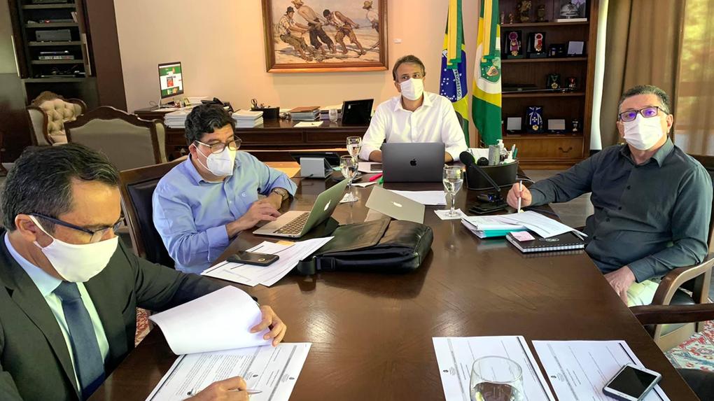 O anúncio foi feito após a reunião do comitê estadual de gestão relacionada à propagação do coronavírus no Ceará