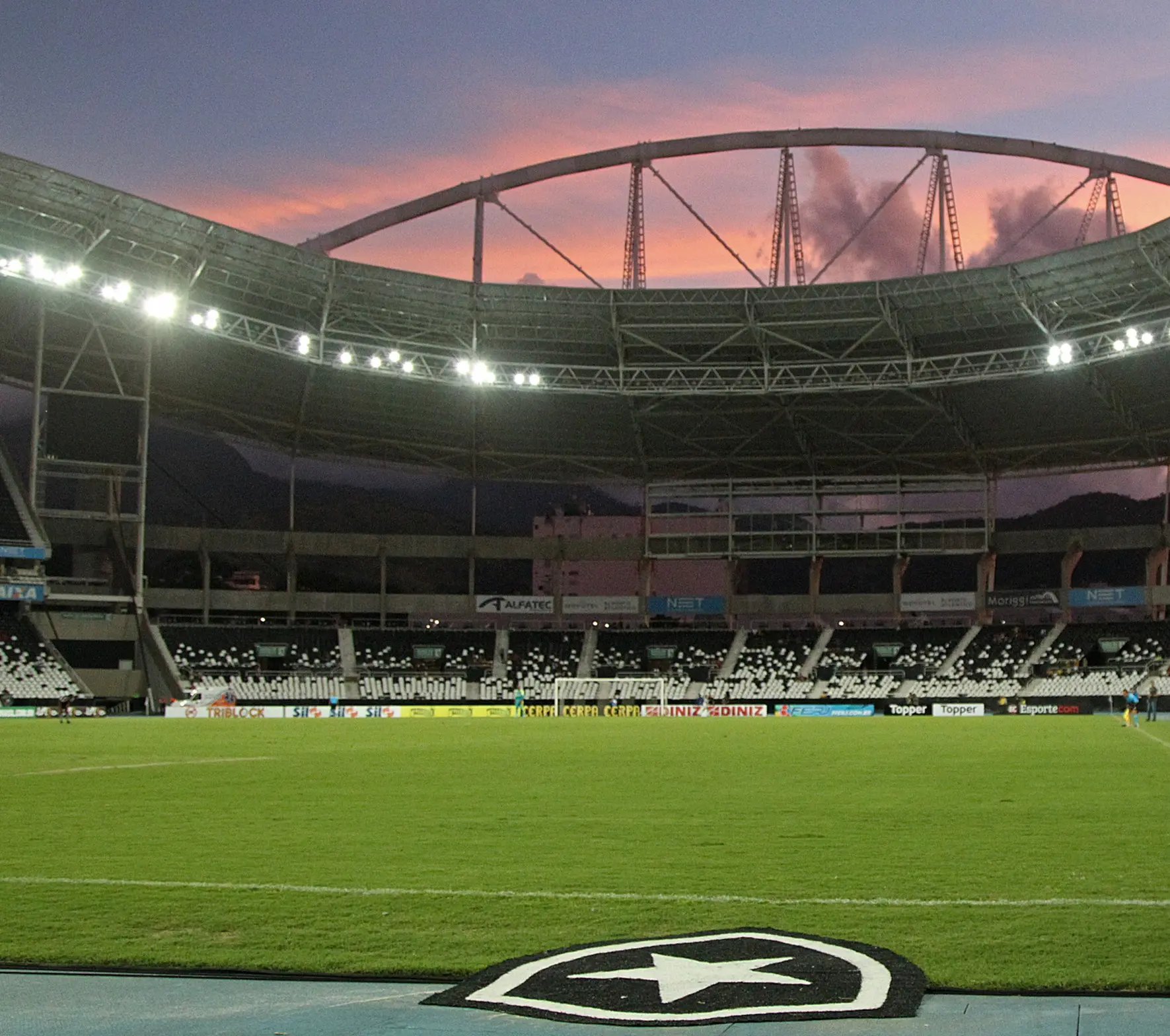 Imagem da notícia: Botafogo x Fortaleza: acompanhe tudo sobre o jogo ao vivo