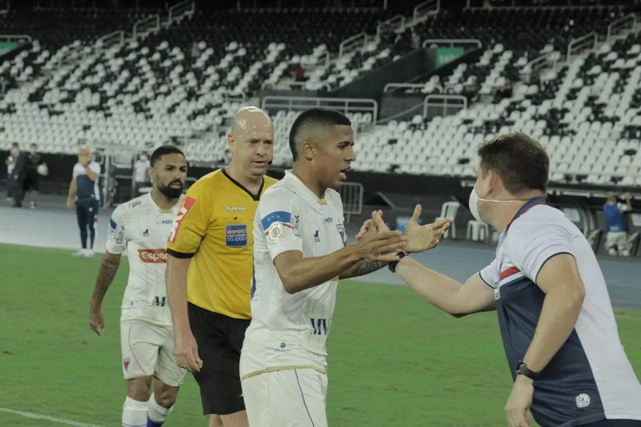 Imagem da notícia: Análise: Fortaleza quebra tabu histórico e tem reação fundamental na Série A