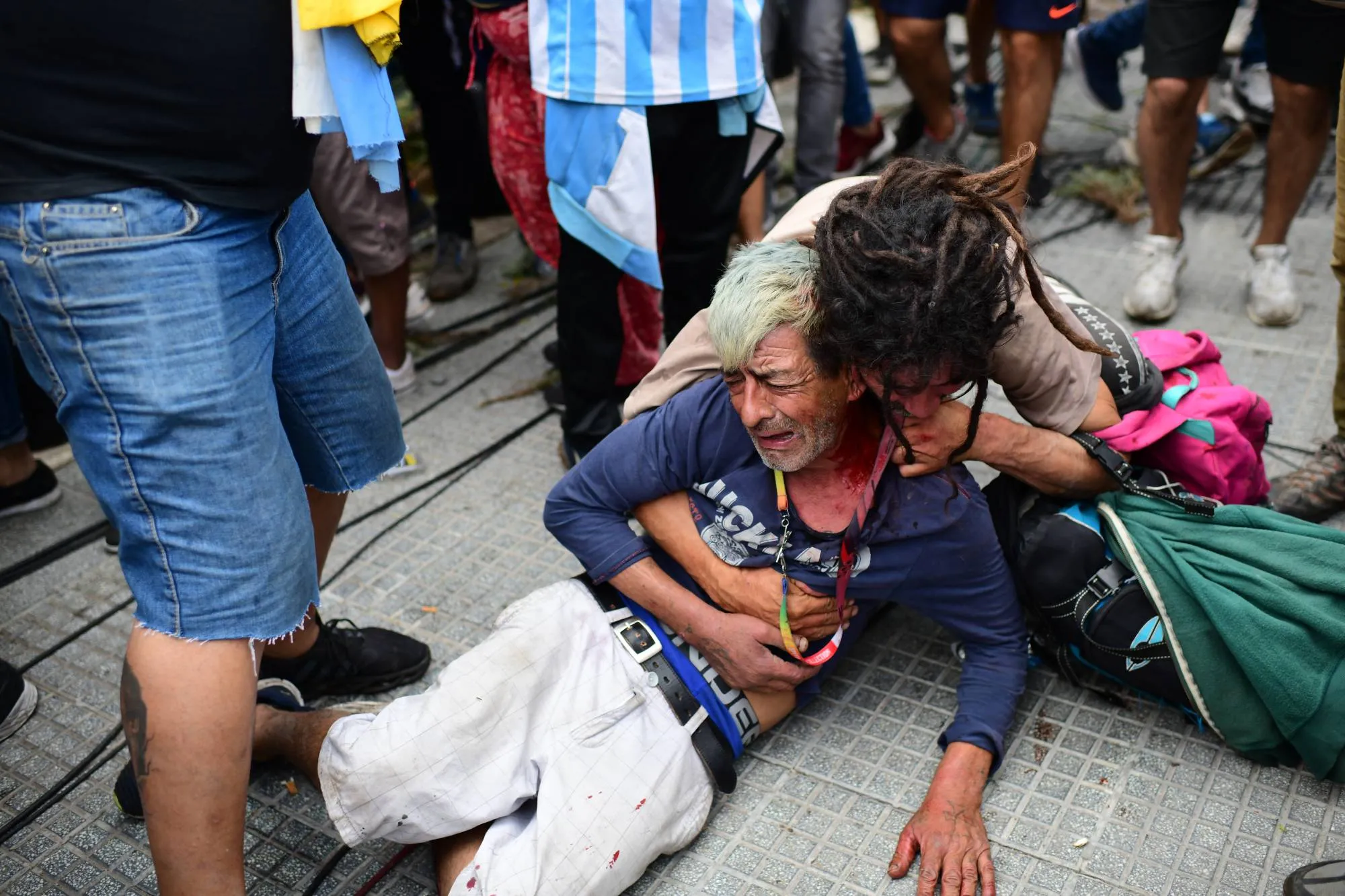 Muitos dos admiradores de Maradona passaram mal durante o velório