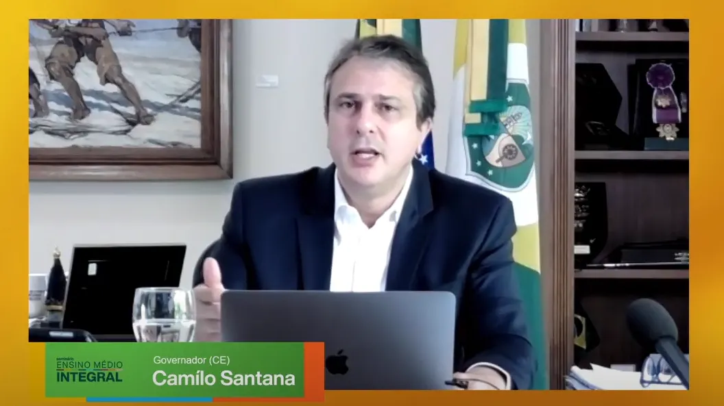 Segundo o governador, a meta do Governo do Ceará a universalização das escolas de tempo integral no Estado, fomentando cada vez mais o protagonismo juvenil