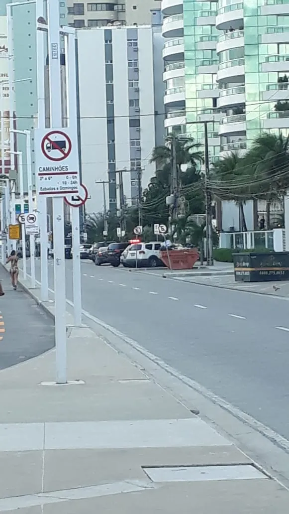De acordo com a PF, foram cumpridos 26 mandados de busca e apreensão, sendo 17 no Ceará, 8 em São Paulo e 1 Bahia. Um dos endereços em Fortaleza foi em um apartamento de luxo, localizado na Avenida Beira Mar