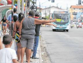 Ônibus coletivos em Fortaleza perdem 46% dos usuários; redução de passageiros exige ações da Prefeitura e das empresas